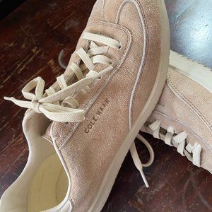 COLE HAAN Grand Pro Sneakers Women's Size 9B (PINK)